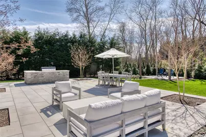 5950 N Bayview Road, Southold, NY 11971 - Photo 1