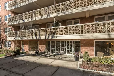 45 Hillpark Avenue #3E, Great Neck, NY 11021 - Photo 1