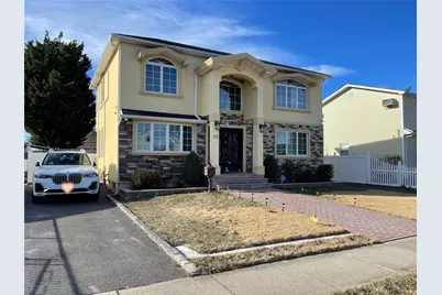 90 N Fordham Road, Hicksville, NY 11801 - Photo 1