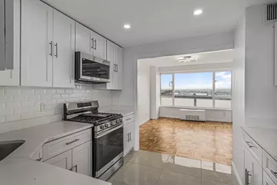 166-25 Powells Cove Boulevard #16K, Whitestone, NY 11357 - Photo 1