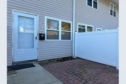 26 Townhouse Road S #26, Huntington Station, NY 11746 - Photo 1