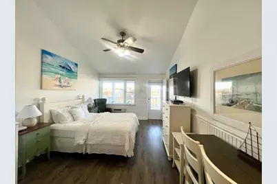 231 Dune Road #921, Westhampton Beach, NY 11978 - Photo 1
