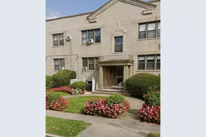 288 Cedarhurst Avenue #E5, Cedarhurst, NY 11516 - Photo 1