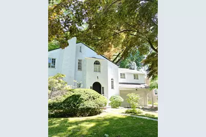 18 (Fka 14) Hutchinson Court, Great Neck, NY 11023 - Photo 1