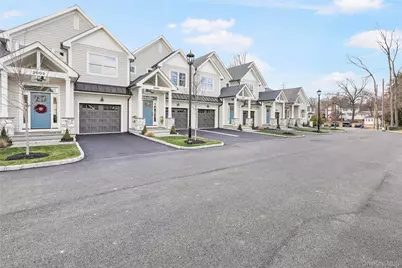 2040 Crompond Road #19, Yorktown Heights, NY 10598 - Photo 1