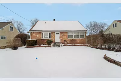 17 Manitou Trail, White Plains, NY 10603 - Photo 1