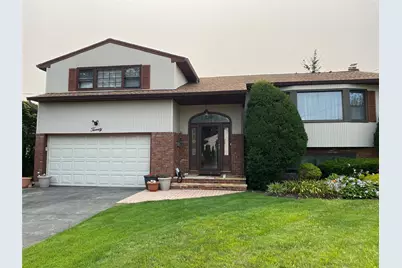 20 Lake Court, Massapequa, NY 11758 - Photo 1