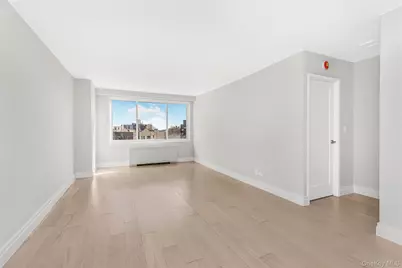 3333 Henry Hudson Parkway #8V, Bronx, NY 10463 - Photo 1
