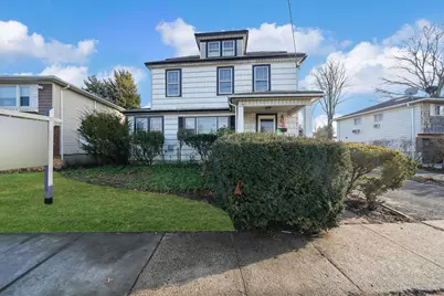 1460 N Jerusalem Road, Merrick, NY 11566 - Photo 1