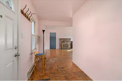 2 Beverly Avenue, Copiague, NY 11726 - Photo 10