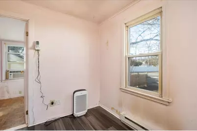 2 Beverly Avenue, Copiague, NY 11726 - Photo 12