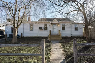 2 Beverly Avenue, Copiague, NY 11726 - Photo 2