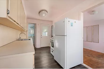 2 Beverly Avenue, Copiague, NY 11726 - Photo 14