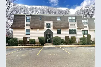 9 Everit Avenue #A 20, Hewlett, NY 11557 - Photo 1