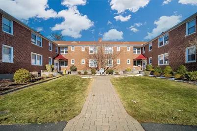 15 Bryant Crescent #1k, White Plains, NY 10605 - Photo 1