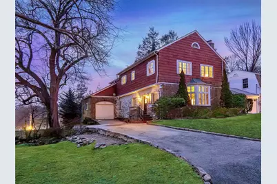 432 Hunt Lane, Manhasset, NY 11030 - Photo 1