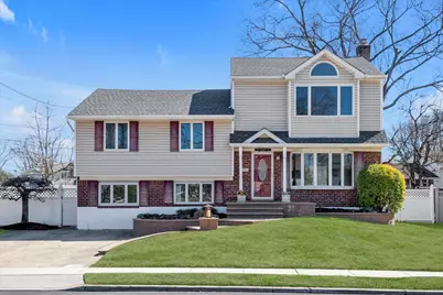 25 Cumberland Road, Jericho, NY 11753 - Photo 1