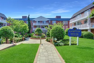 120 Morris Avenue #B17, Rockville Centre, NY 11570 - Photo 1