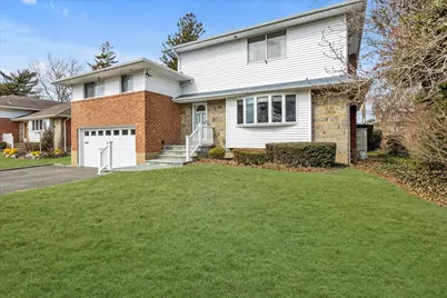 14 Westminster Road, Syosset, NY 11791 - Photo 1