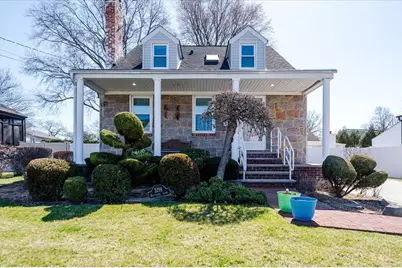 3219 Nantucket Lane, Oceanside, NY 11572 - Photo 1