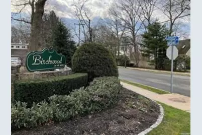 4419 Wilshire Lane #4419, Oakdale, NY 11769 - Photo 1