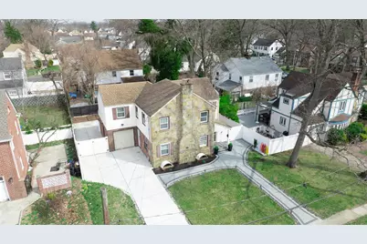 12 Midwood Place, Freeport, NY 11520 - Photo 1