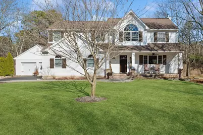 17 Charter Court, Manorville, NY 11949 - Photo 1