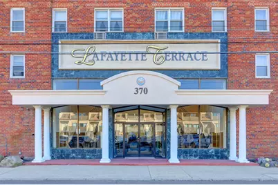 370 W Broadway #2G, Long Beach, NY 11561 - Photo 1
