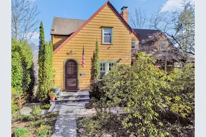 31 Edgewood Avenue, Larchmont, NY 10538 - Photo 1