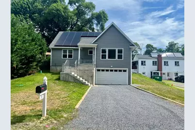 56 Hill Street E, Wading River, NY 11792 - Photo 1