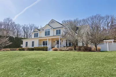 5 Preston Hollow Court, Northport, NY 11768 - Photo 1