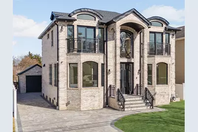 48 Moore Street, New Hyde Park, NY 11040 - Photo 1