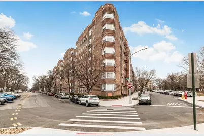 601 Pelham Parkway N #415, Bronx, NY 10467 - Photo 1