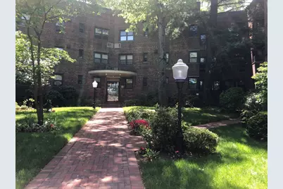 50 Brompton Road #1T, Great Neck, NY 11021 - Photo 1