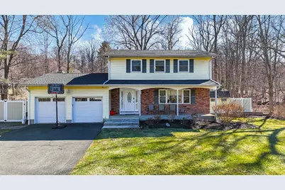 4 Homelawn Court, Chestnut Ridge, NY 10977 - Photo 1