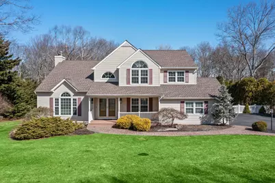 3 Kimberly Court, Manorville, NY 11949 - Photo 1