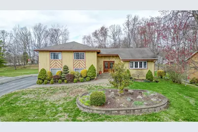 120 Jefferson Court, Yorktown Heights, NY 10598 - Photo 1