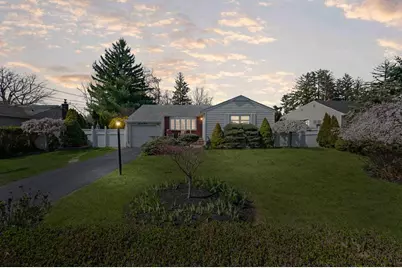 29 Main Avenue, Wheatley Heights, NY 11798 - Photo 1