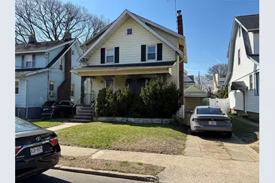69 Langdon Place, Lynbrook, NY 11563 - Photo 1