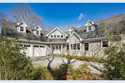27 Country Club Drive, Shelter Island, NY 11964 - Photo 1