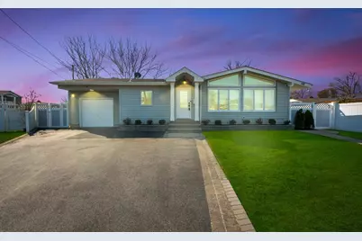 40 Pickwick Court, Hicksville, NY 11801 - Photo 1