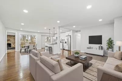 28 W Oakdale Street, Bay Shore, NY 11706 - Photo 1