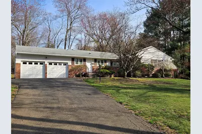 7 Rocklyn Drive, Montebello, NY 10901 - Photo 1