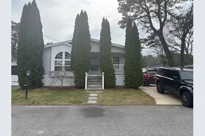 525 Riverleigh Avenue #236, Riverhead, NY 11901 - Photo 1