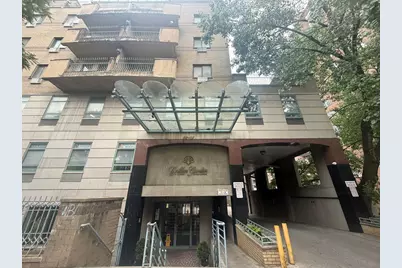 42-31 Colden Street #F5A, Flushing, NY 11355 - Photo 1