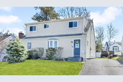 74 Heathcote Road, Yonkers, NY 10710 - Photo 1