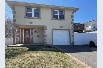 733 Shore Walk, Lindenhurst, NY 11757 - Photo 1