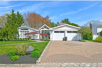 119 Old Post Drive, Hauppauge, NY 11788 - Photo 1