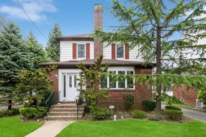 1547 Moffitt Avenue, Hewlett, NY 11557 - Photo 1