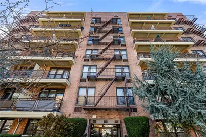 25-34 Crescent Street #4H, Astoria, NY 11102 - Photo 1